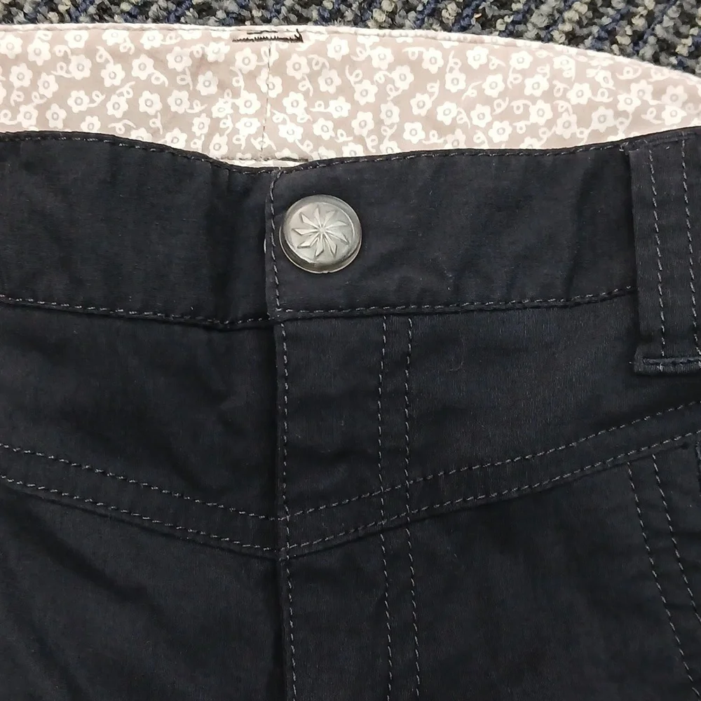 ATHLETA Dipper Hiking Bermuda Shorts Size 14 - Picture 3 of 6